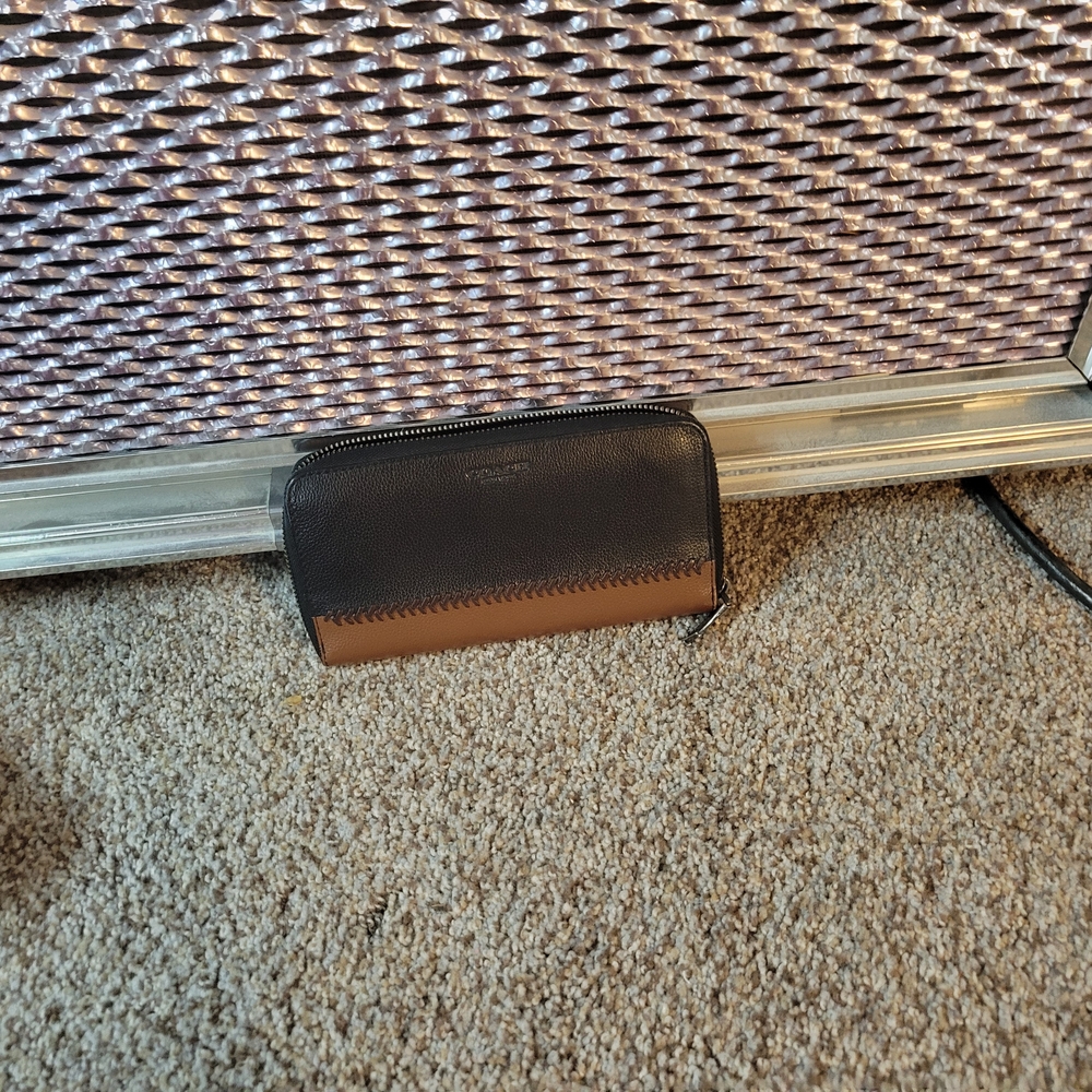 Coach Black and Brown Zip Wallet